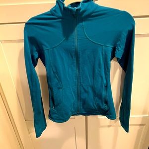 Lululemon Athleta Scuba I’m Teal size 4